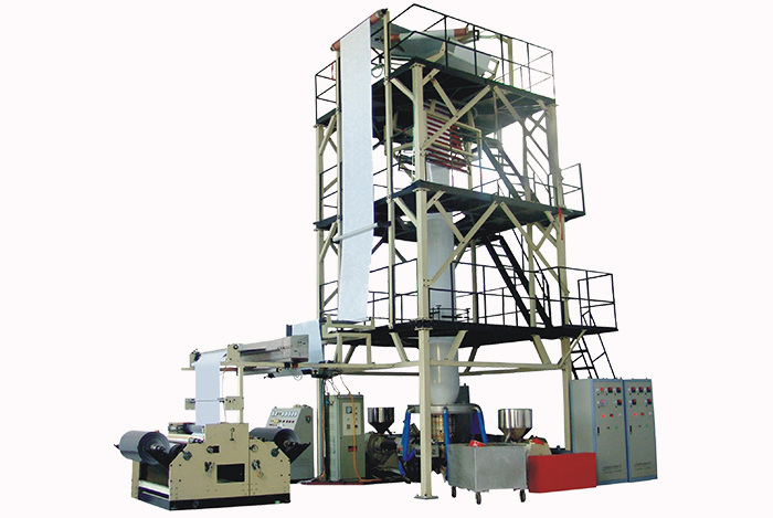  Three layer coextrusion traction rotating composite film production line